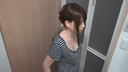 [Change clothes hidden camera ⇒ sleep * adultery] Take a female friend in her early 20s home, look into the bathroom, and doze off after leaving! (Part I)